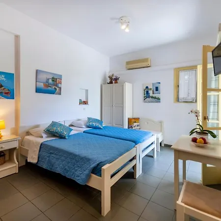Margarita Parikia (Paros)