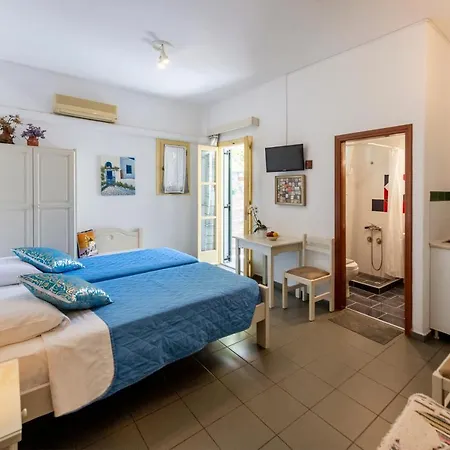 Margarita * Parikia (Paros)